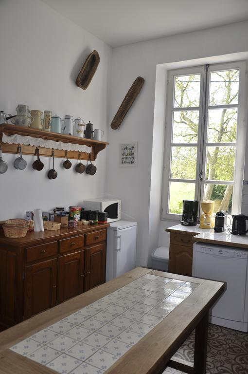 Bed and Breakfast Les Cigales Charols Zewnętrze zdjęcie